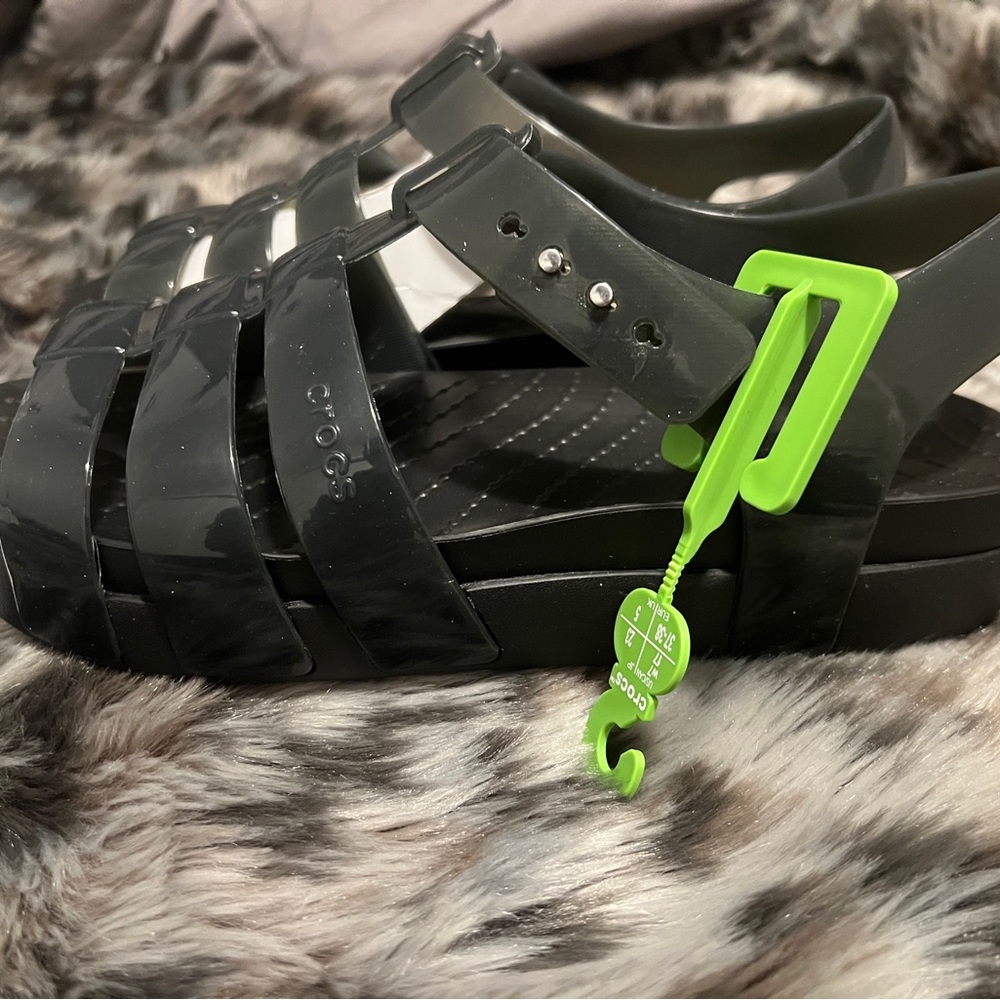 Crocs Splash Glossy Fisherman Sandals (W7)